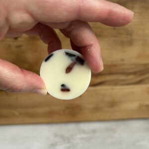 Fondant  parfumé MonoÏ passion – Image 2