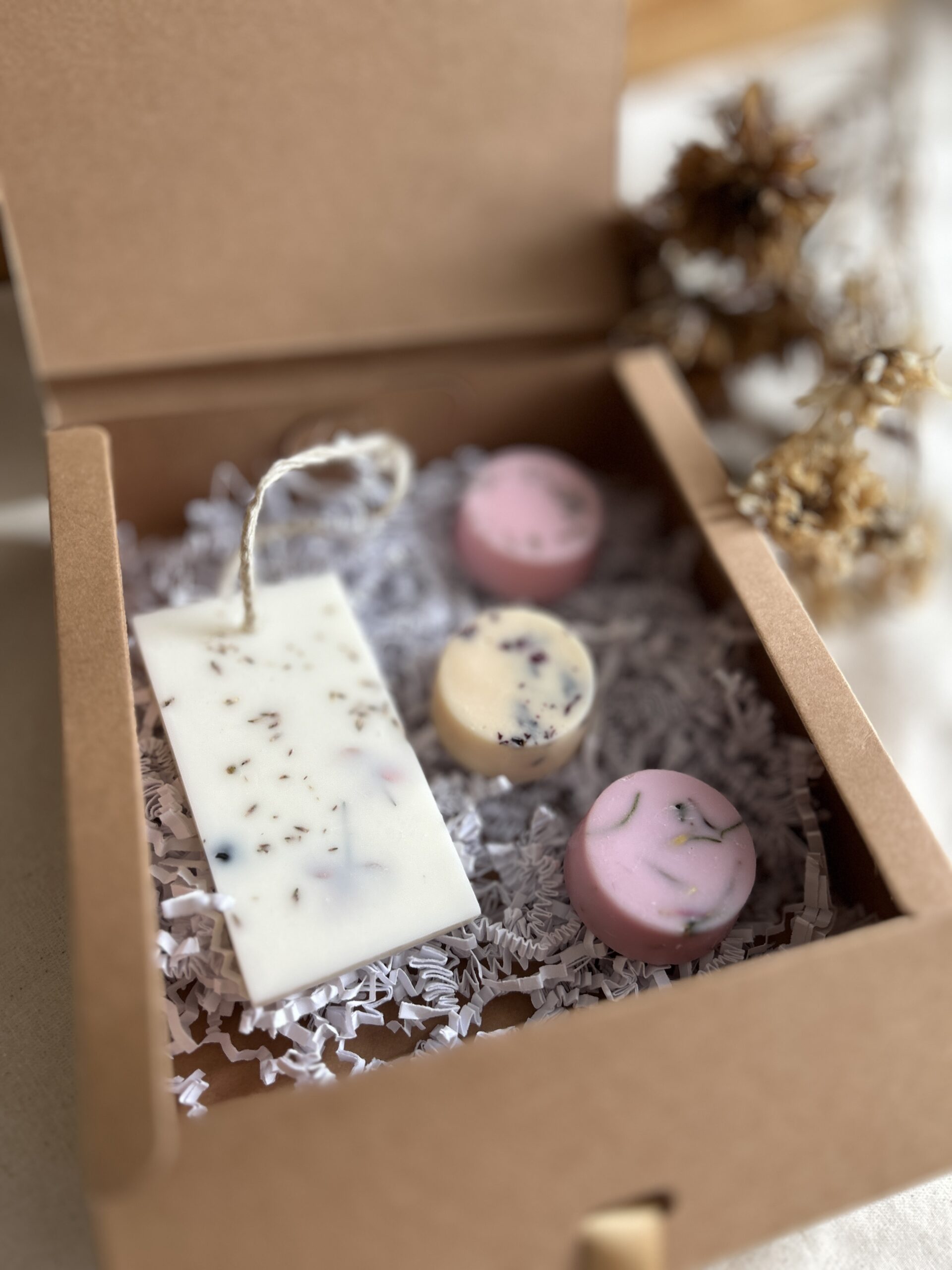 🎁 Coffret  Douceur printanière – 1 Suspension  & 3 fondants parfumés – Image 1